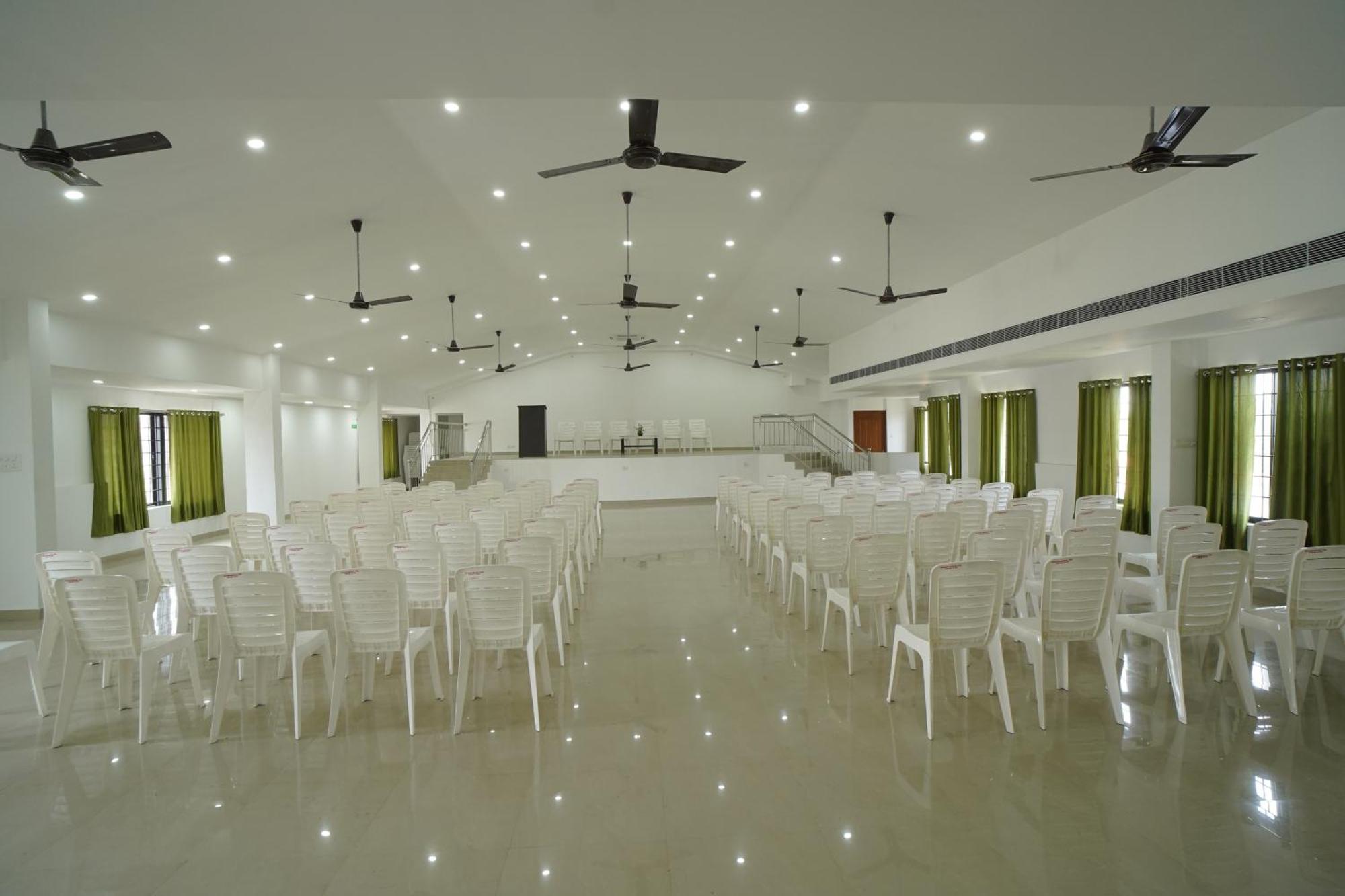 Sn Rooms Perumpavur Bagian luar foto